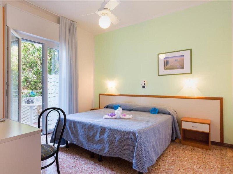 Hotel Maxim Caorle Exterior foto